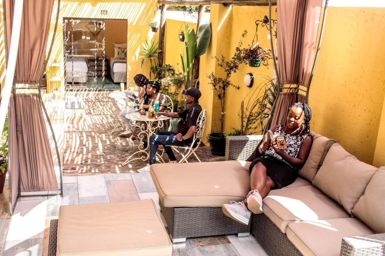 Lebo'S Soweto Backpackers Hostel Eksteriør bilde