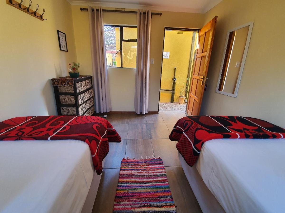 Lebo'S Soweto Backpackers Hostel Eksteriør bilde