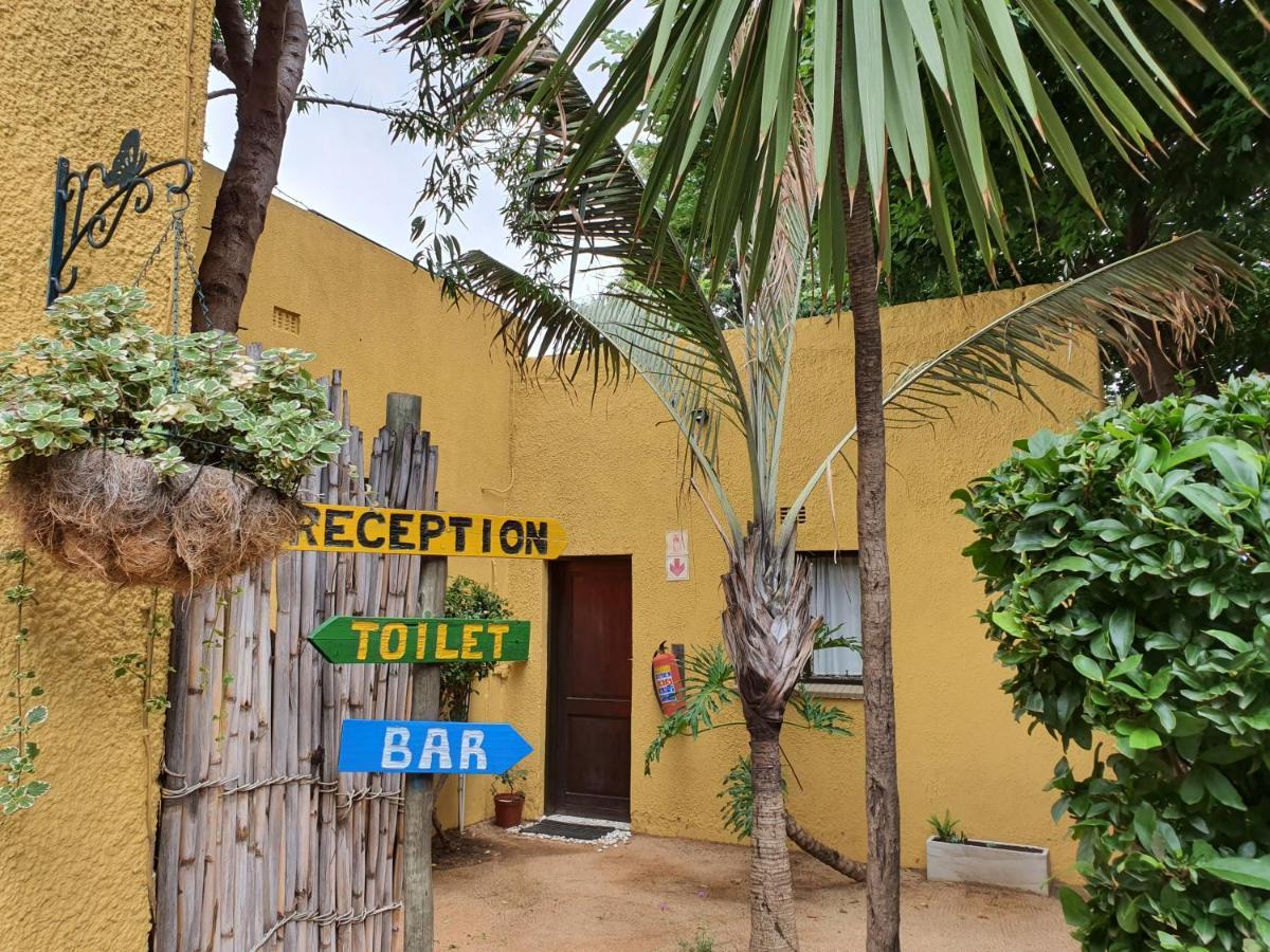 Lebo'S Soweto Backpackers Hostel Eksteriør bilde